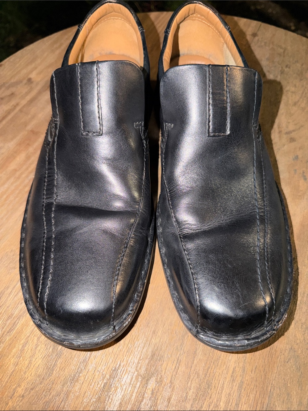 Clarks Men's Black Leather Slip-On Dress Shoes Loafers size 10.5